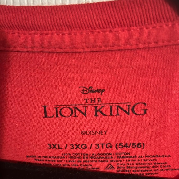 3XL Disney Red Hakuna Matata Lion King Tee - Picture 4 of 4